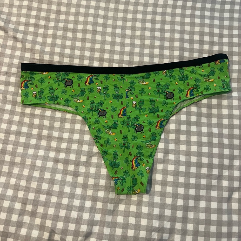 5/$25 Shinesty St. Patrick’s cheeky panties - Picture 2 of 5
